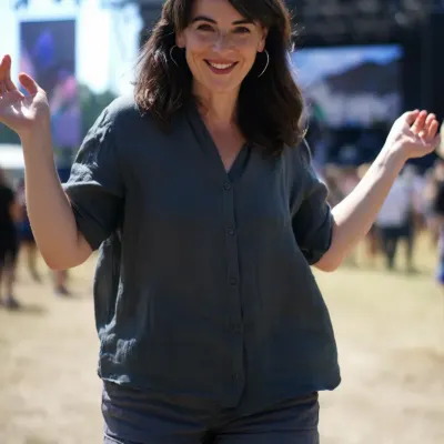 Яна, 44